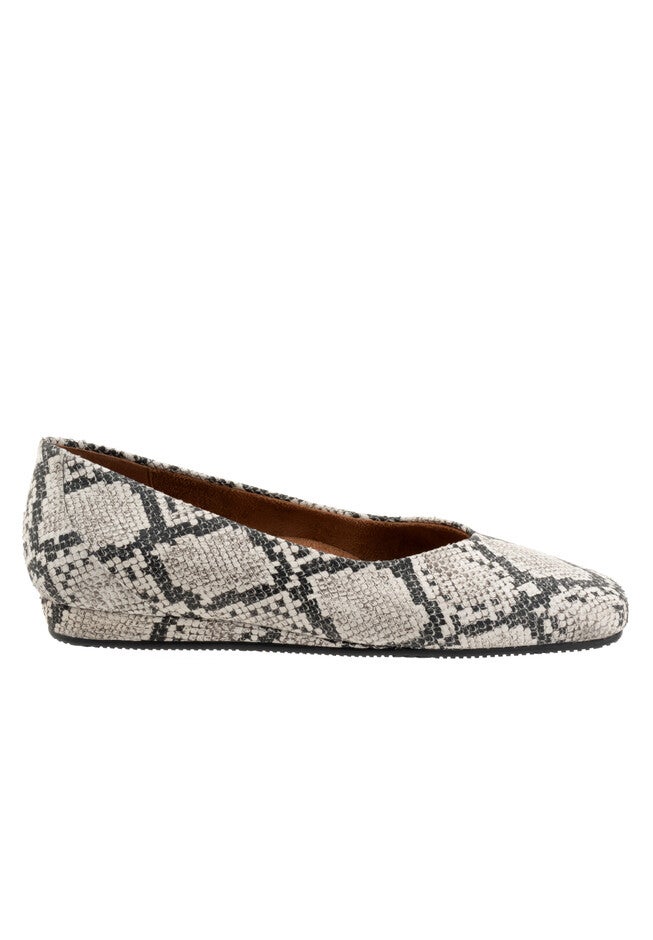 Vellore Ballerina Flat, , alternate image number 6
