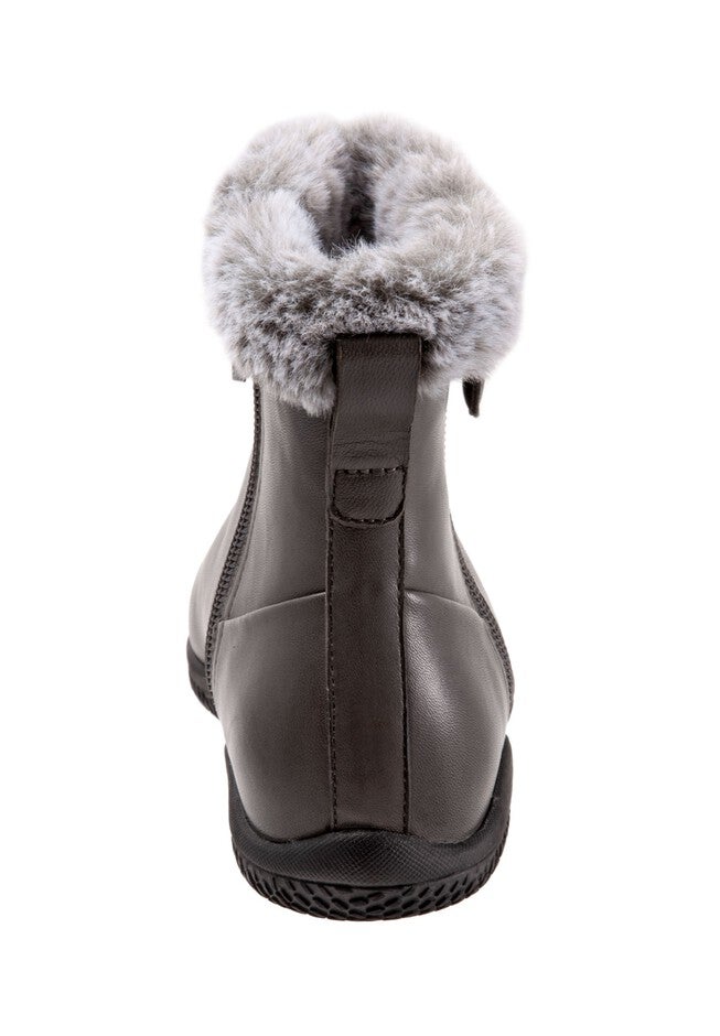 Helena Boot, , on-hover image number null