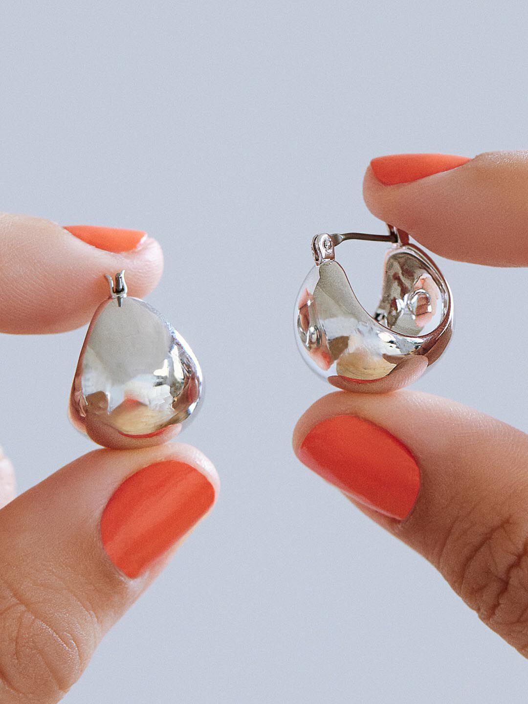 Abby Silver Hoop Earrings, SILVER, alternate image number 3