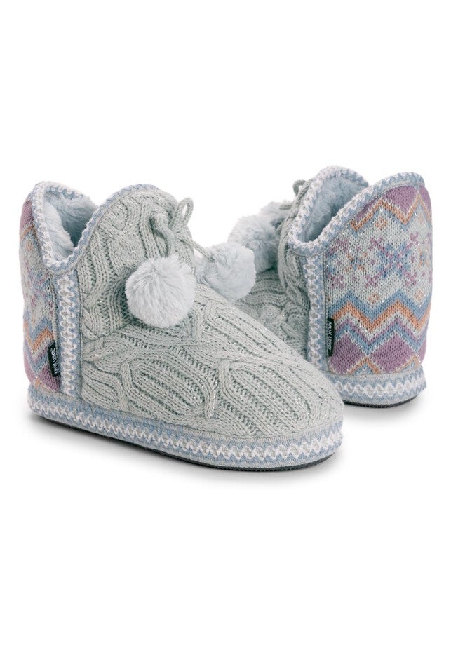 Amira Slipper, , alternate image number null