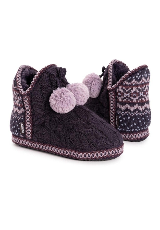 Amira Slipper, , alternate image number null