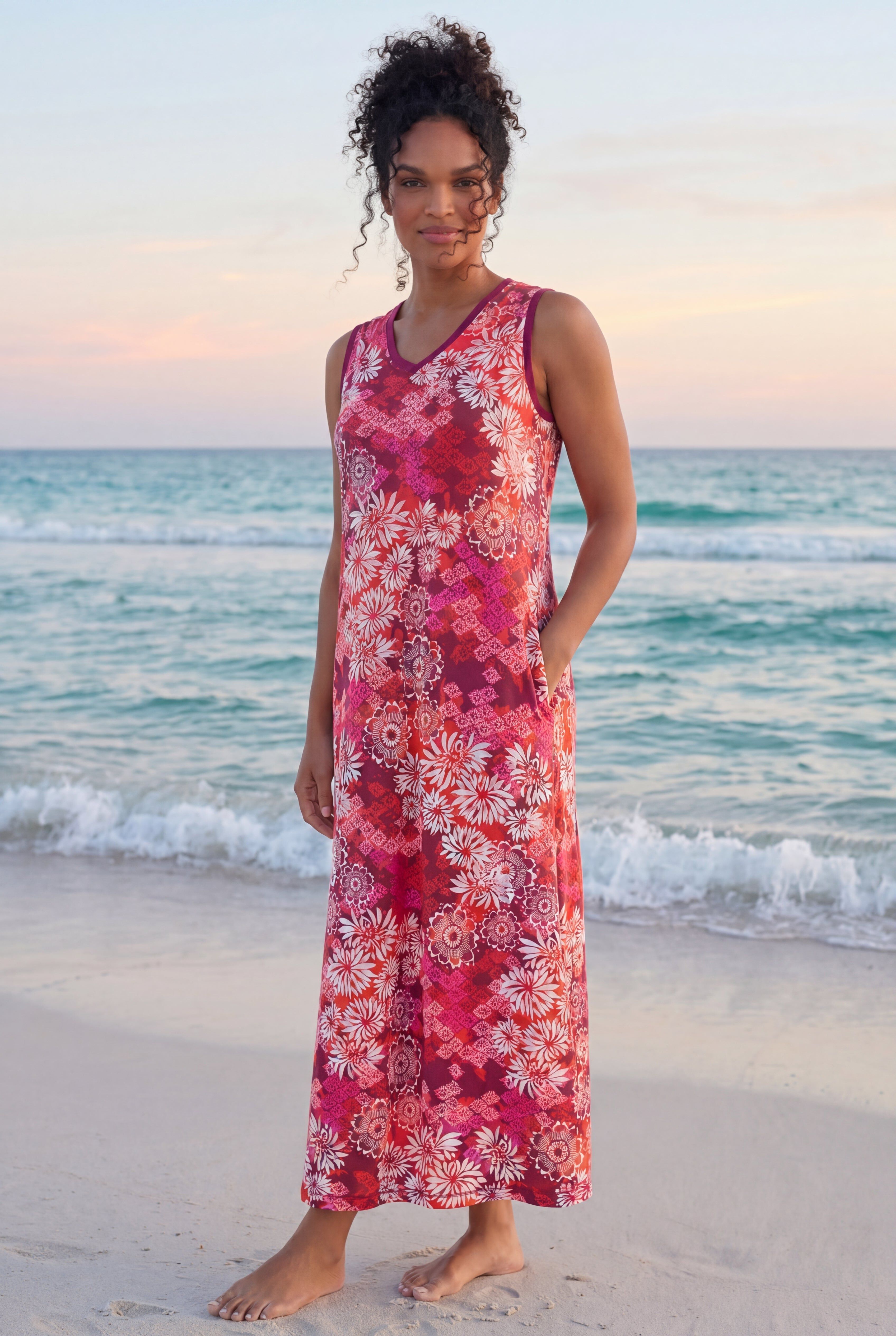 Trapeze V-Neck Lounger, POMEGRANATE FLORAL, hi-res image number 0