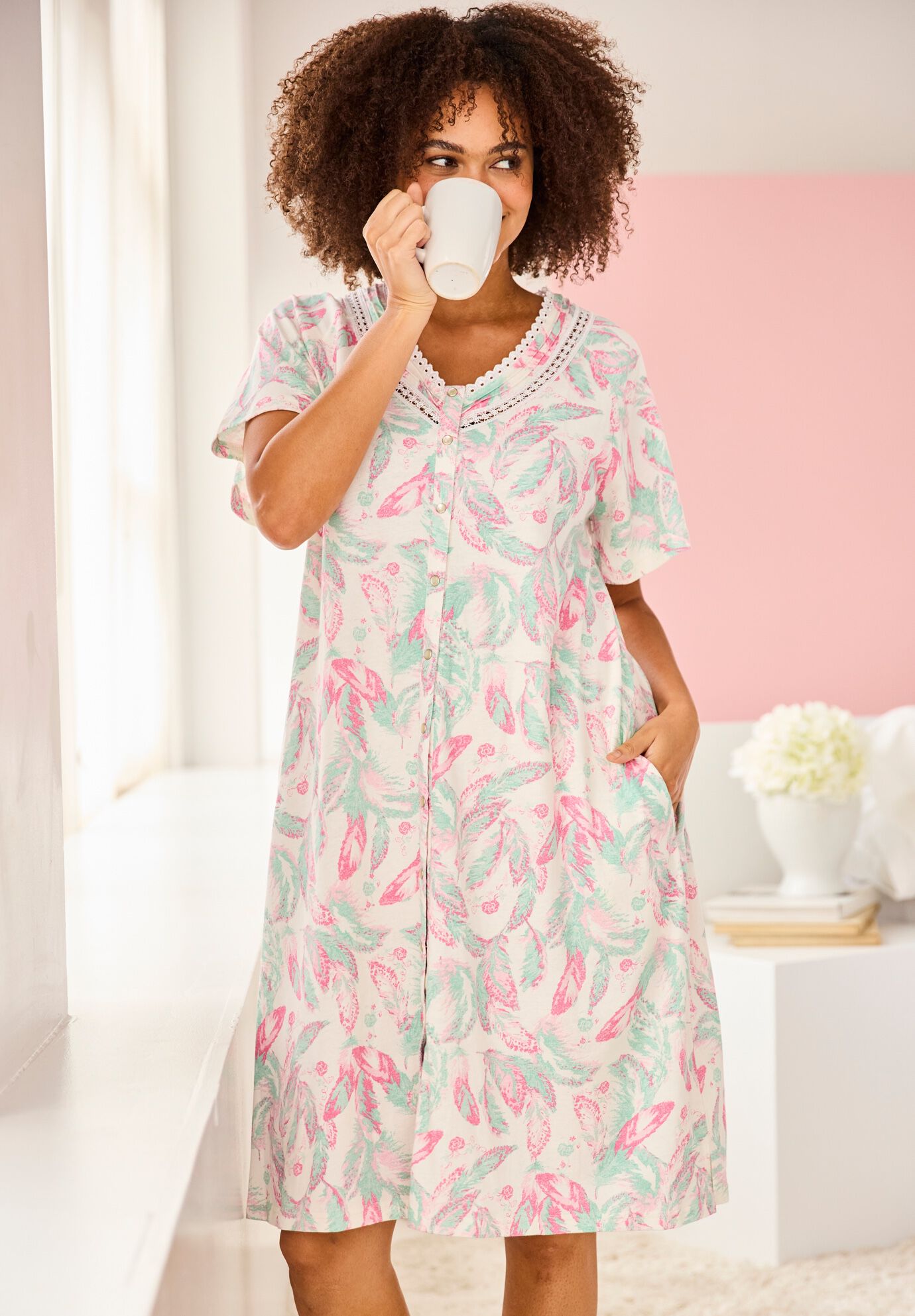 Snap-Front Gown, , alternate image number 3