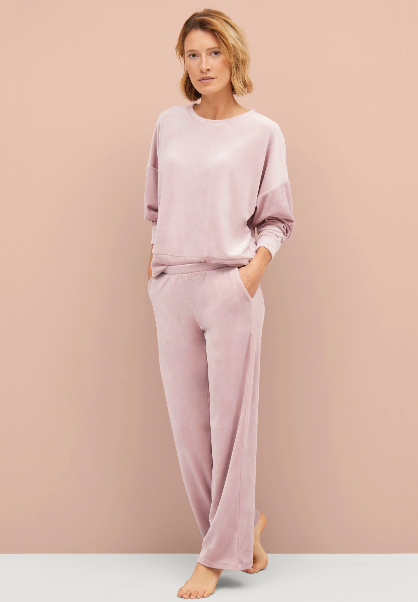 Wide Leg Velour Lounge Pants