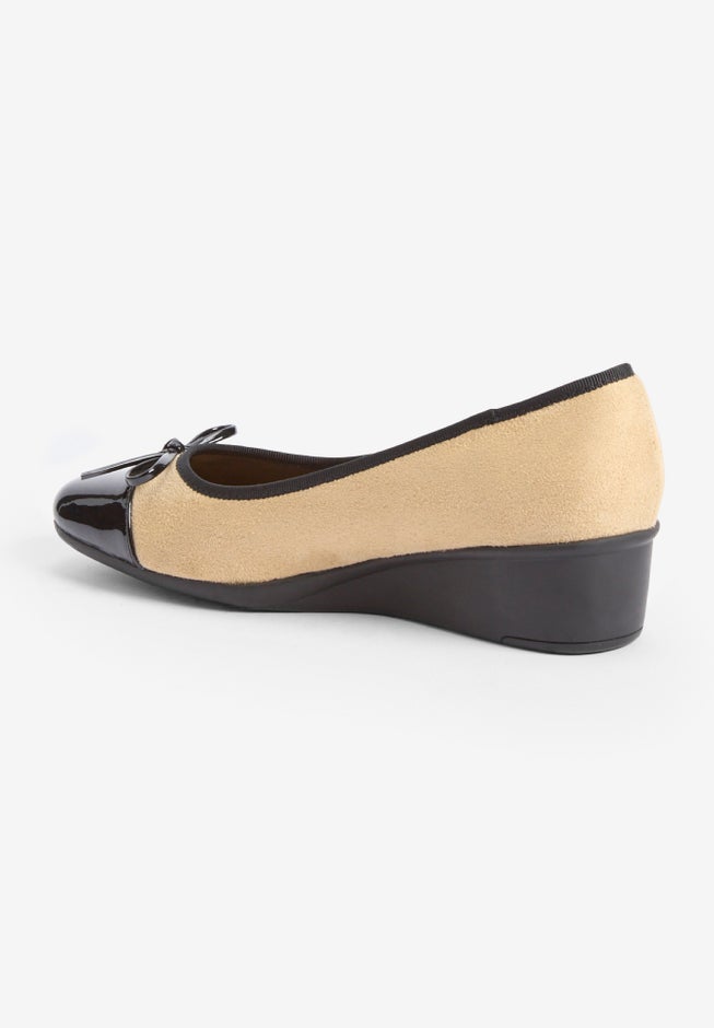 The Jade Slip On Wedge image number 1