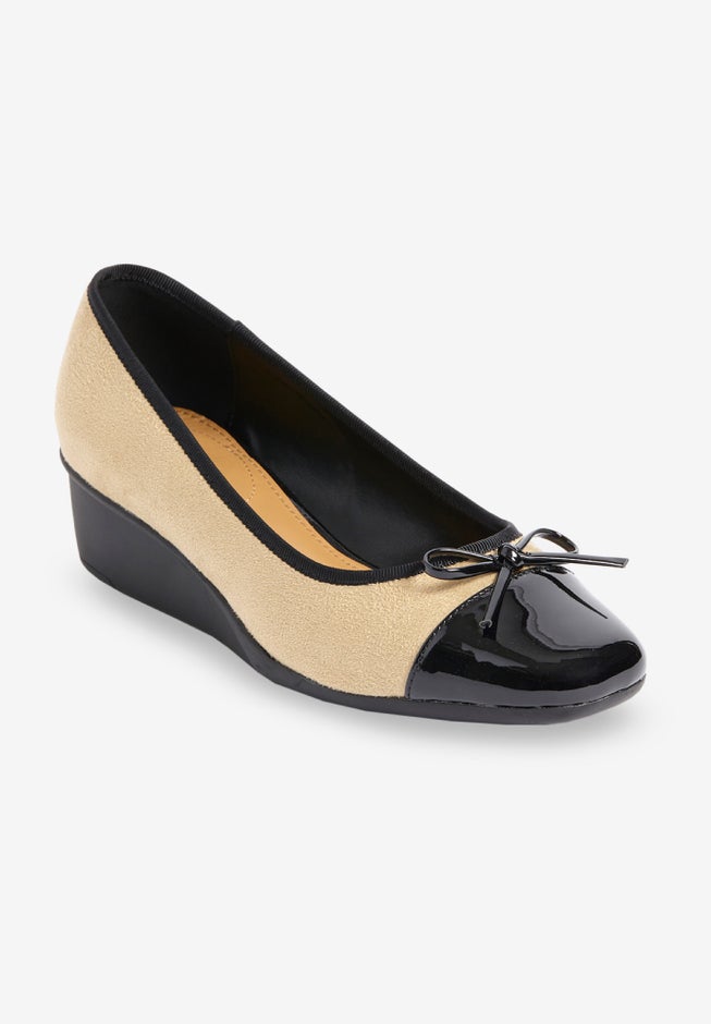 The Jade Slip On Wedge image number 0