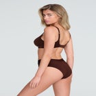 The Scoop - Micro image number null