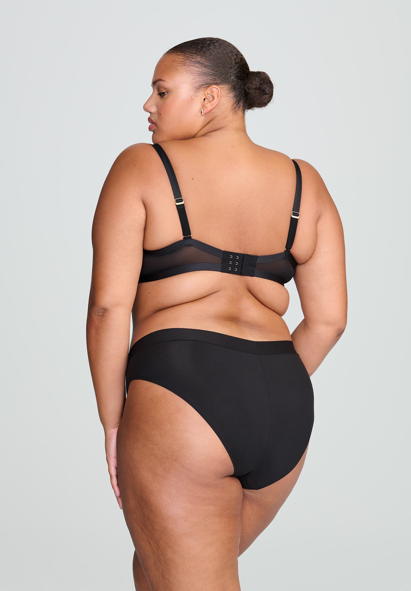 The Balconette - Mesh image number 4