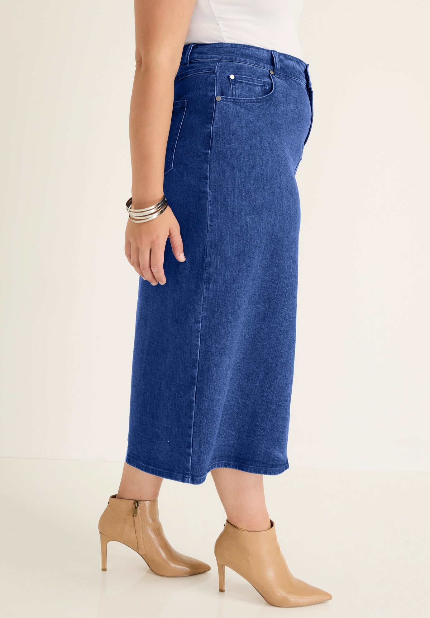 Front-Slit Denim Midi Skirt image number 2
