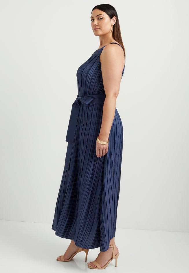 Pleated Halter Maxi Dress image number 5
