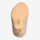 The Bevan Shootie image number null