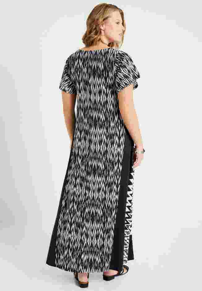 Flutter Sleeve Sweetheart Dress image number 1