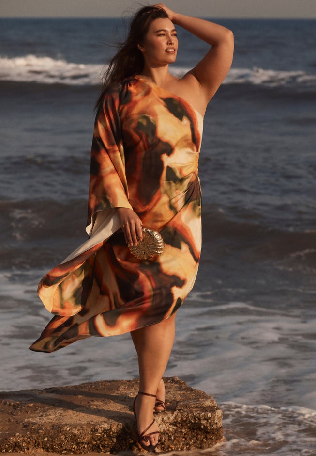 Asymmetrical One-Sleeve Cape Dress image number 4
