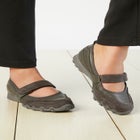 CV Sport Basil Sneaker image number null