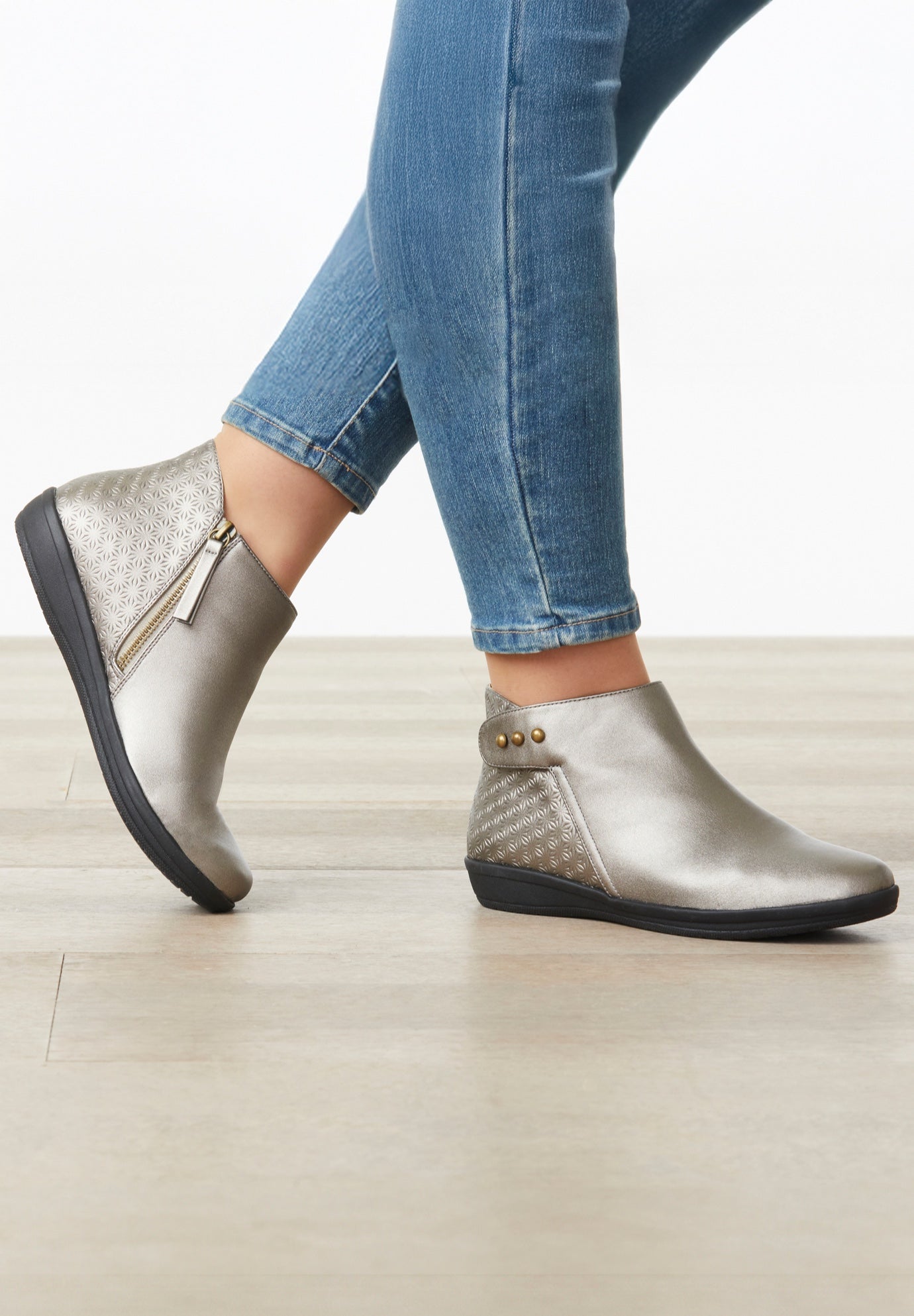 The Brinny Orthotic Shootie image number 0