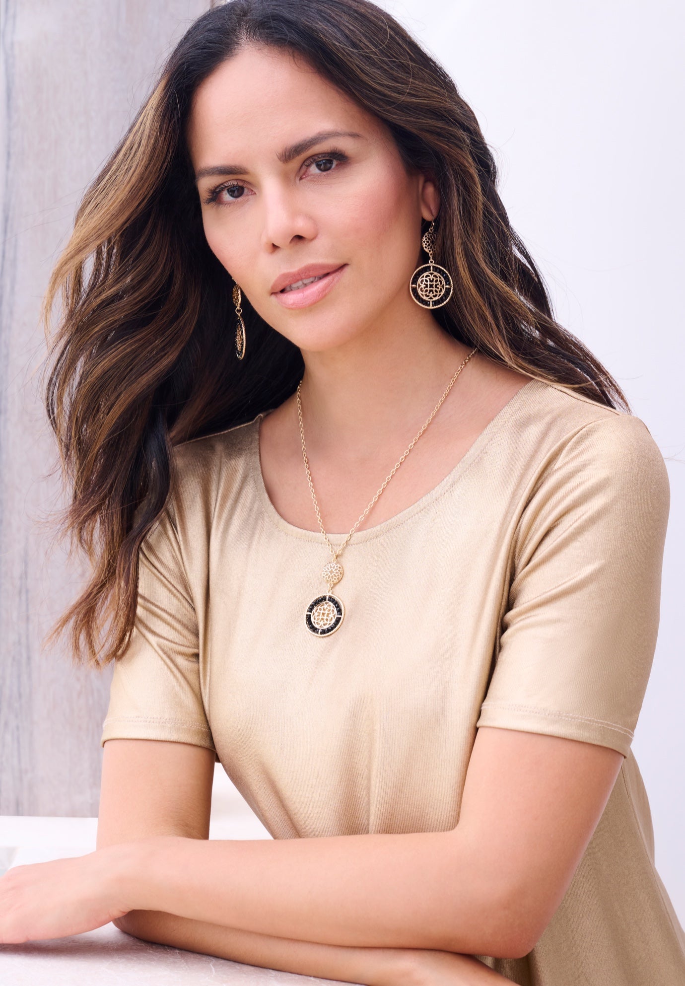 Earring and Necklace Set image number 3