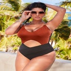 Shimmer Chain Accent Cut Out One Piece Swimsuit image number null