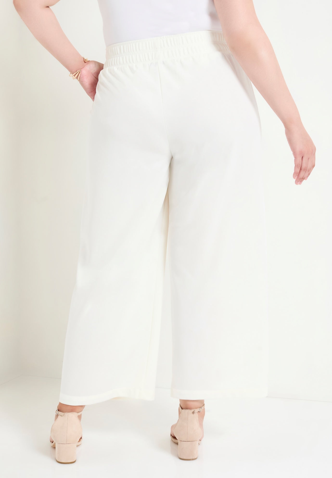 Cropped Wide-Leg Knit Pants image number 2
