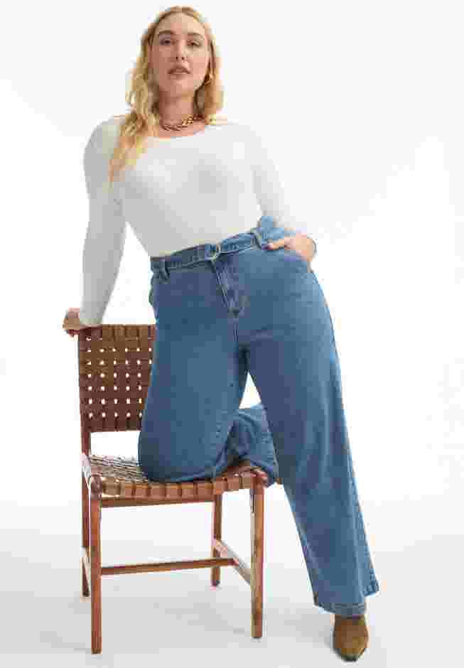 Curvie Fit High-Waisted Wide-Leg Utility Jean image number 3
