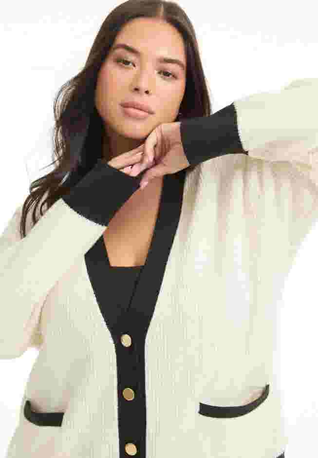 Contrast V-Neck Cardigan image number 3