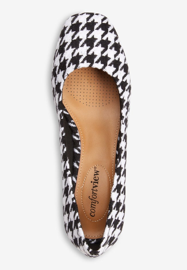 The Marisol Pump image number null