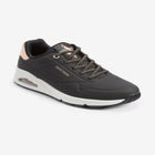 The Uno Sneaker image number null