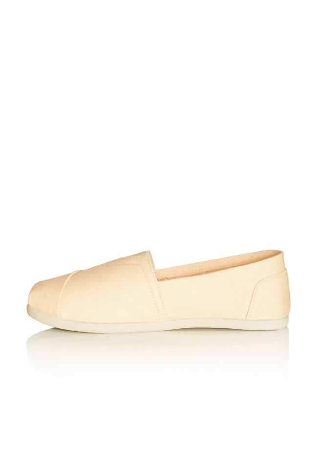 Regan Slip On image number null