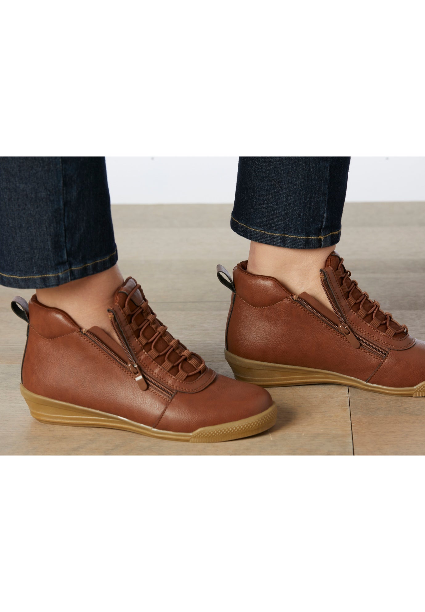 CV Sport Faris Sneaker image number 7