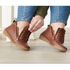 CV Sport Faris Sneaker image number null