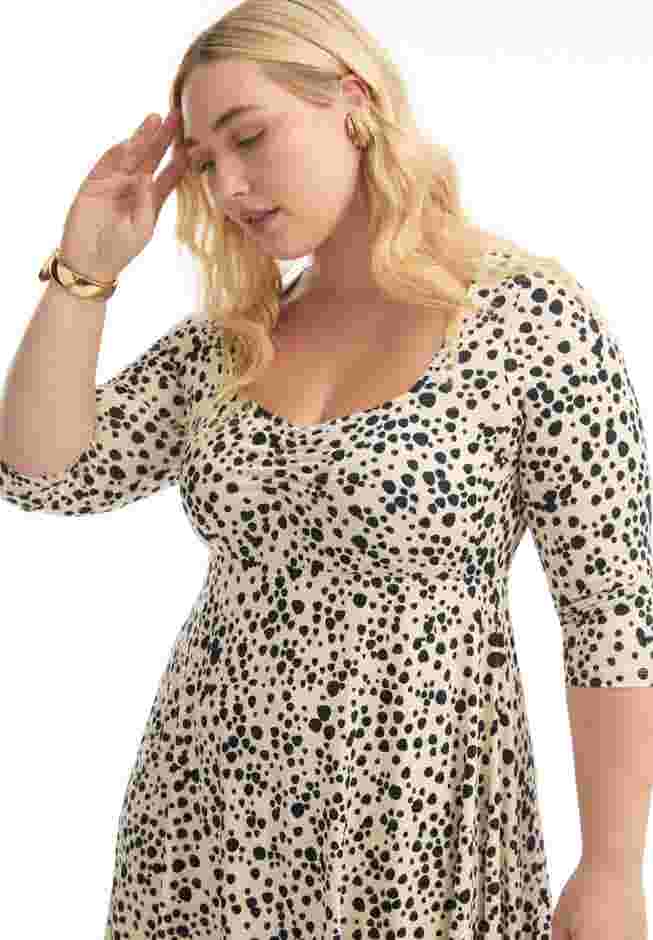Sweetheart Swing Dress image number 3