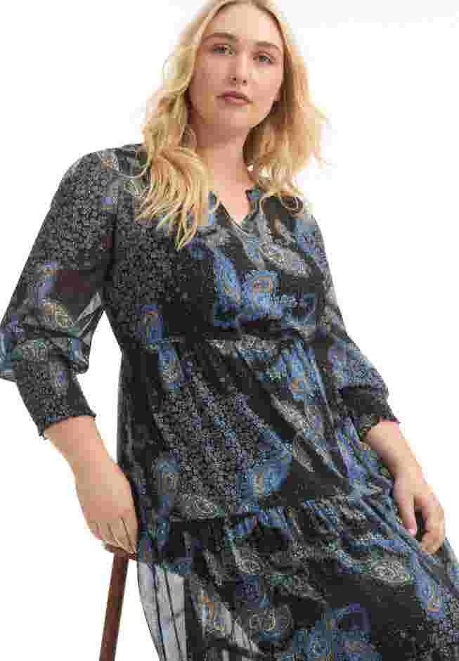 Tiered Maxi Dress image number 3