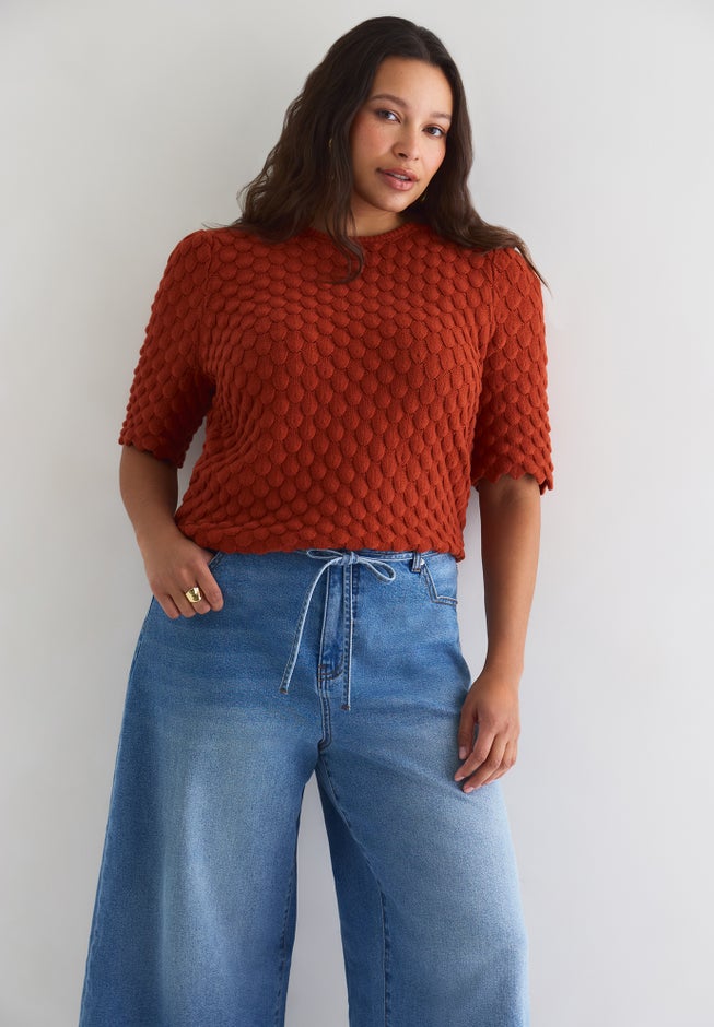 Scallop-Trim Short Sleeve Sweater image number 3